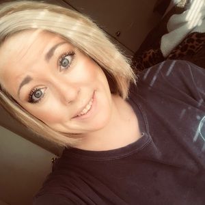 Meet your Posher, Jessica